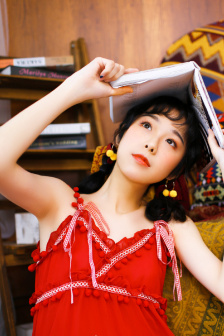 美竹凉子